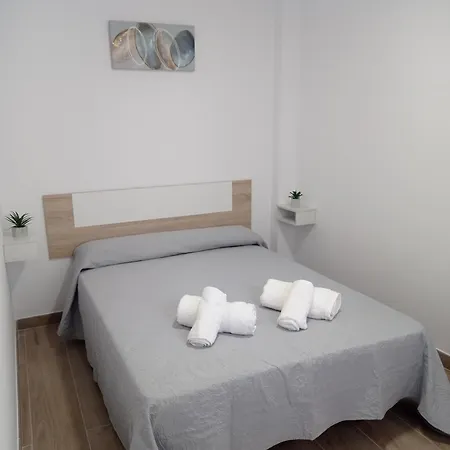 Casa Calderon Апартаменти *